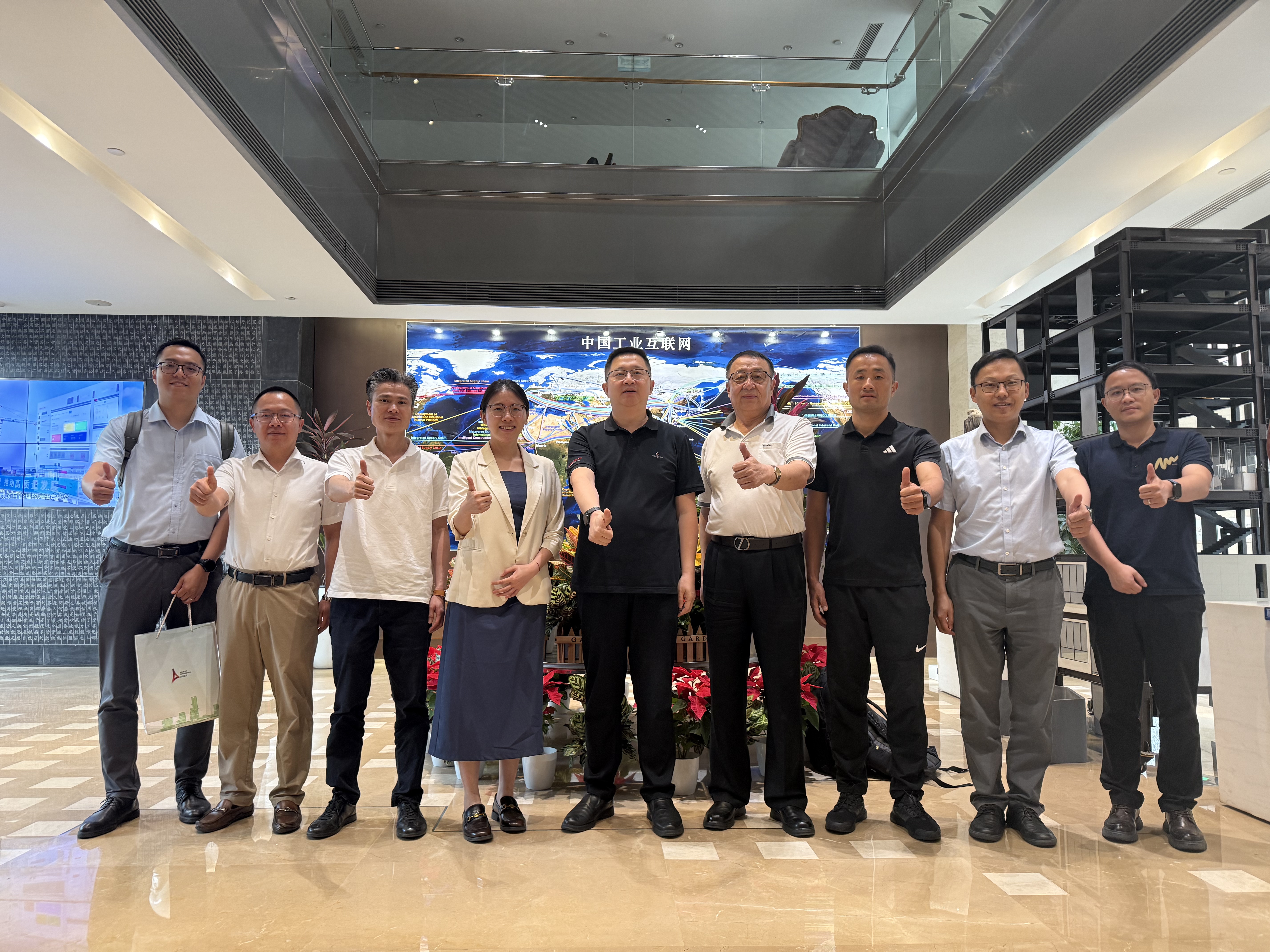 生态合作 | 深圳市龙岗区政府领导莅临考察建谊集团与铯镨科技 共商建筑产业升级合作